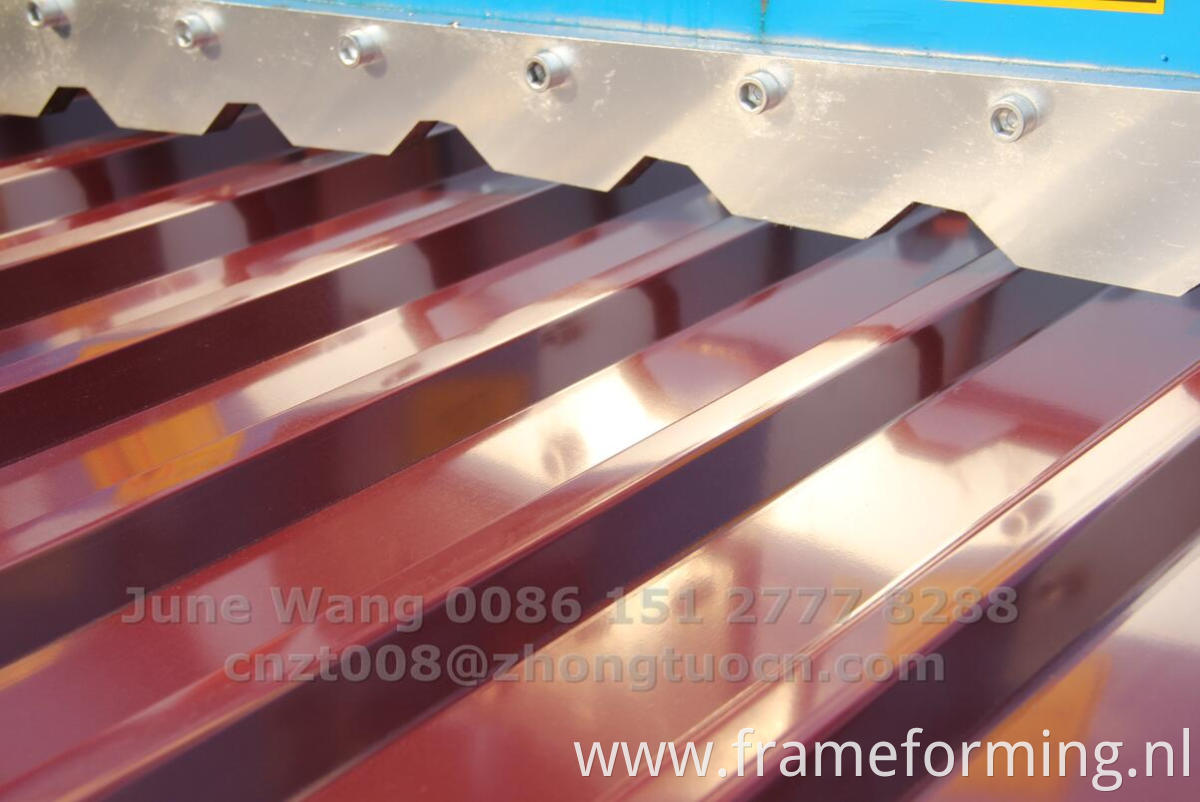 roof tile machine